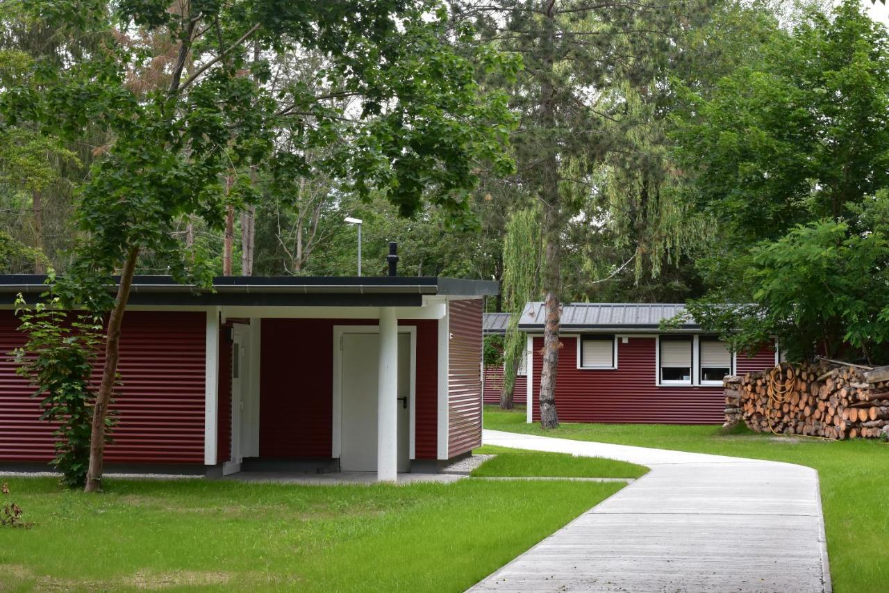 Feriendorf Am Flaemingbad Coswig  Exterior photo